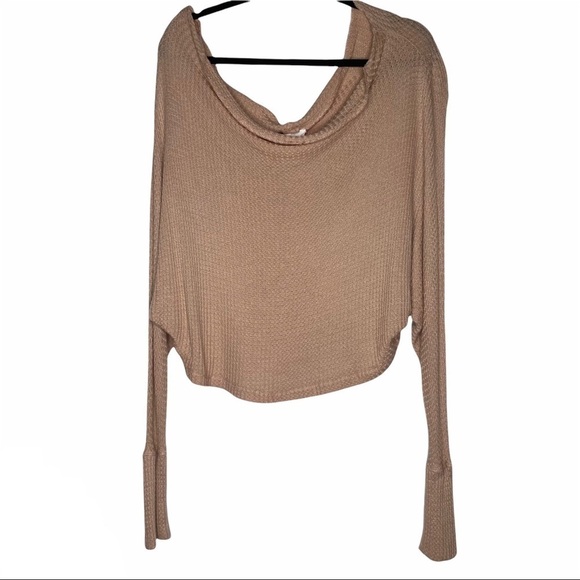 Sadie & Sage Tops - Sadie & Sage off the shoulder Thermal Top